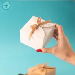 CAJA WAVE BLANCO 9x9x6cm (12UND)
